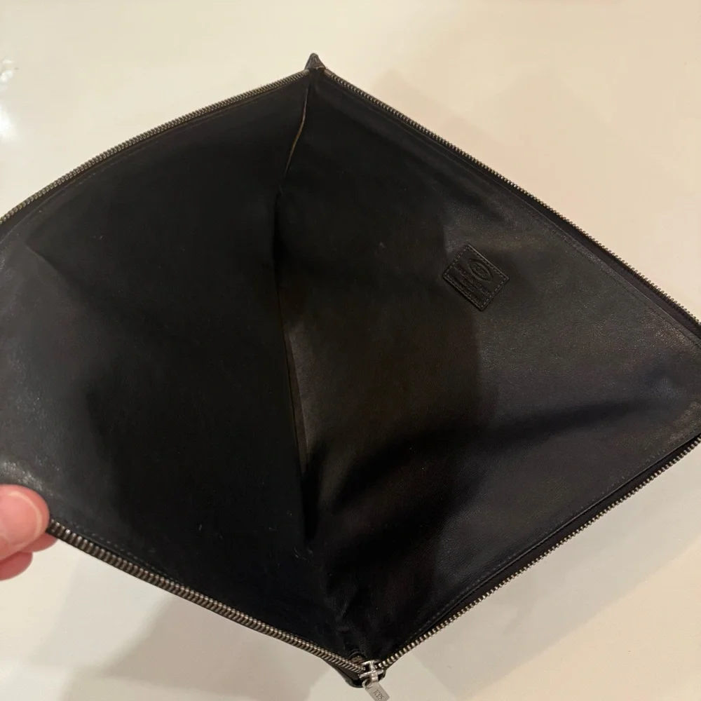 Tods Leather Zip Around Tablet / Documents Case Black Tod’s
